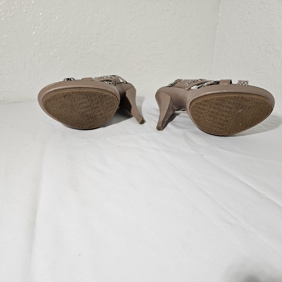 Calvin Klein GENE Taupe / Python Print Strappy Platform Slingback Sandal - Picture 4 of 7